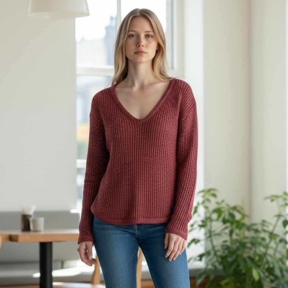 Pedro del Hierro silk blend burgundy sweater size Medium